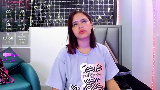 Snapshot of Sofia_villareal chatting on November 23, 2025, 12:37 pm Sofia villareal online show from November 23, 2025, 12:37 pm