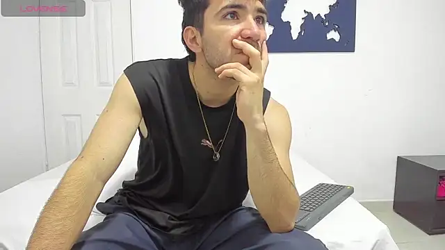 Hot Maiky online show from October 1, 2025, 12:09 pm