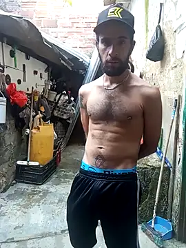 Snapshot of hairy_mannn chatting on January 15, 2026, 5:27 pm hairy mannn online show from January 15, 2026, 5:27 pm