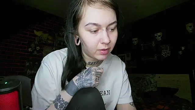 MessalinaOfficial online show from July 3, 2026, 8:48 pm