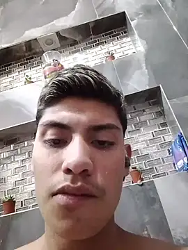 Snapshot of aispuro8505 chatting on March 4, 2026, 8:33 am aispuro8505 online show from March 4, 2026, 8:33 am