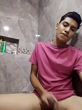 Snapshot of aispuro8505 chatting on October 15, 2025, 6:33 am aispuro8505 online show from October 15, 2025, 6:33 am