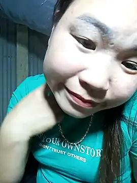 may-squirl online show from November 7, 2025, 2:32 pm