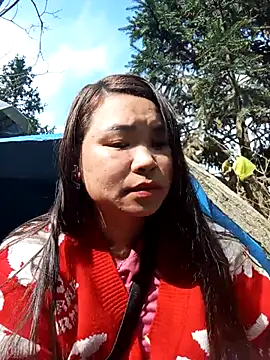 may-squirl online show from December 19, 2025, 7:00 am