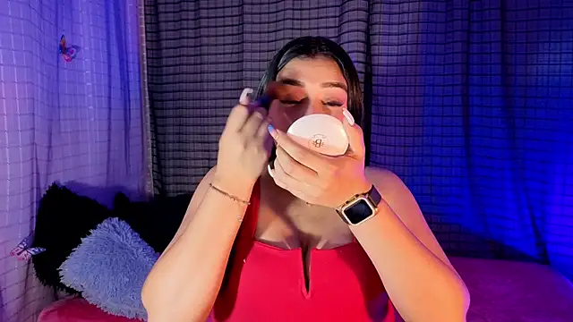 Kayleemorales online show from October 25, 2025, 7:58 pm