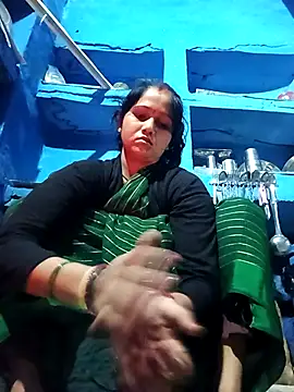 Jooli xx online show from February 25, 2026, 12:44 am