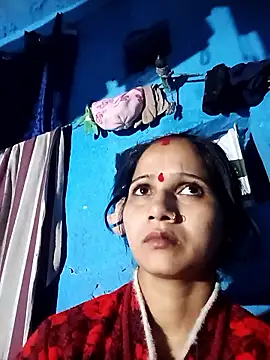 Jooli xx online show from December 17, 2025, 2:22 pm