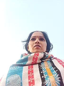 Jooli xx online show from December 17, 2025, 2:16 am