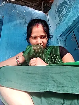 Jooli xx online show from April 5, 2026, 2:18 am