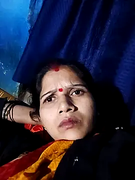 Jooli xx online show from October 9, 2025, 3:23 pm