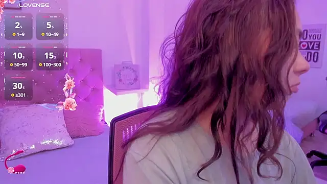 ambar 69  online show from November 15, 2025, 4:38 am