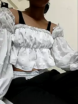 dollyjaan11 online show from October 4, 2025, 12:34 am