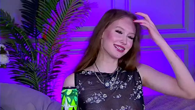 -VivienRay- online show from October 12, 2025, 5:14 pm