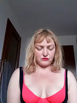 Snapshot of LiluLiluLilu chatting on October 8, 2025, 3:02 pm LiluLiluLilu online show from October 8, 2025, 3:02 pm