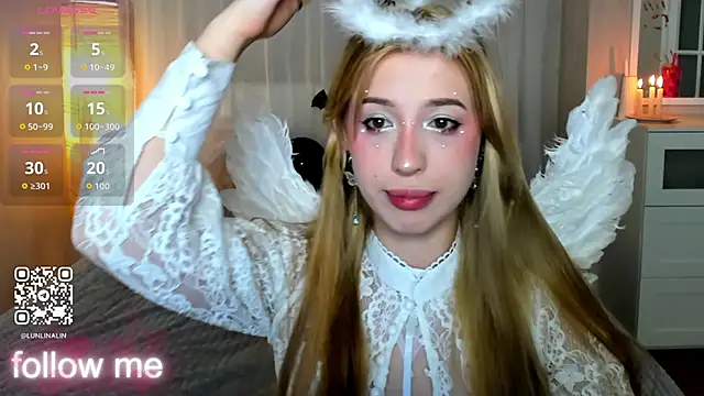 Snapshot of LightStar_18 chatting on October 30, 2025, 9:40 am LightStar 18 online show from October 30, 2025, 9:40 am