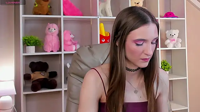 Alisha Green online show from October 17, 2025, 9:12 am