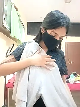 Hotty Muskaan online show from September 17, 2025, 9:11 am