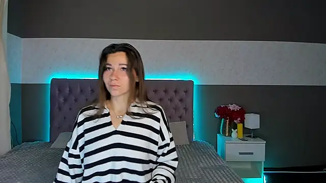 ElissGlow online show from October 4, 2025, 5:09 am