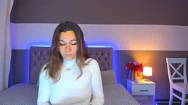 ElissGlow online show from September 30, 2025, 5:13 am