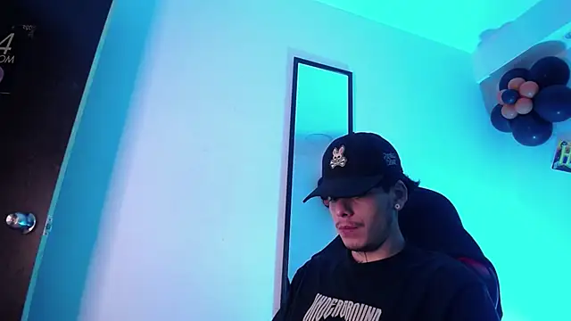 Anhonymus  online show from October 15, 2025, 3:38 am