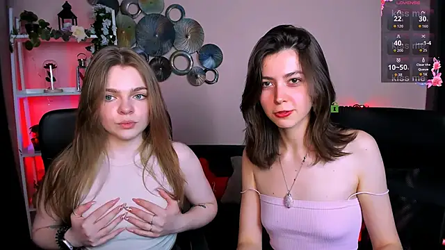 kitniss dreamy online show from March 26, 2026, 8:29 pm