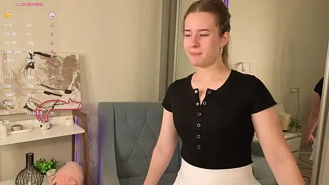 JenLottie online show from September 25, 2025, 2:23 pm