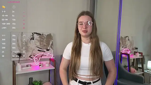 JenLottie online show from October 3, 2025, 1:12 pm
