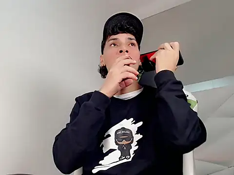 yankees  online show from November 15, 2025, 3:54 am