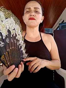 Snapshot of Amanda39 chatting on February 11, 2026, 8:20 pm Amanda39 online show from February 11, 2026, 8:20 pm