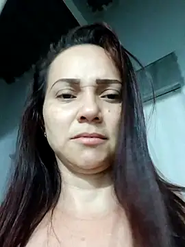 Snapshot of Amanda39 chatting on February 28, 2026, 11:26 pm Amanda39 online show from February 28, 2026, 11:26 pm