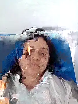 Snapshot of Amanda39 chatting on February 5, 2026, 12:34 pm Amanda39 online show from February 5, 2026, 12:34 pm