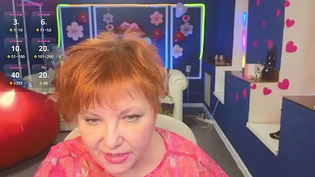 Kira Kenett online show from February 11, 2026, 11:32 am