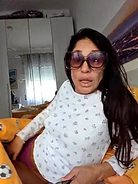 sexy7883 online show from November 6, 2025, 6:50 am