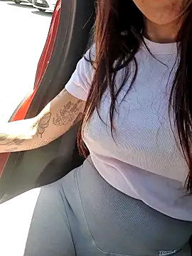 sexy7883 online show from April 5, 2026, 11:17 am