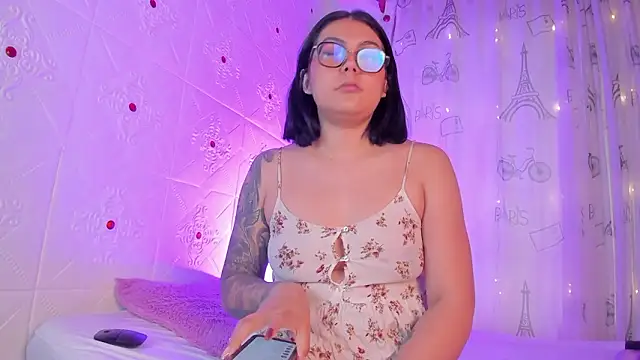 Snapshot of LolaXXXperience chatting on January 15, 2026, 12:08 pm LolaXXXperience online show from January 15, 2026, 12:08 pm