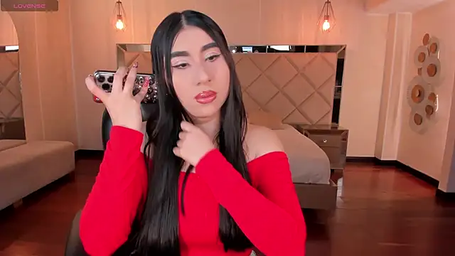 Snapshot of MayaMoretti_ chatting on February 17, 2026, 3:26 am MayaMoretti online show from February 17, 2026, 3:26 am