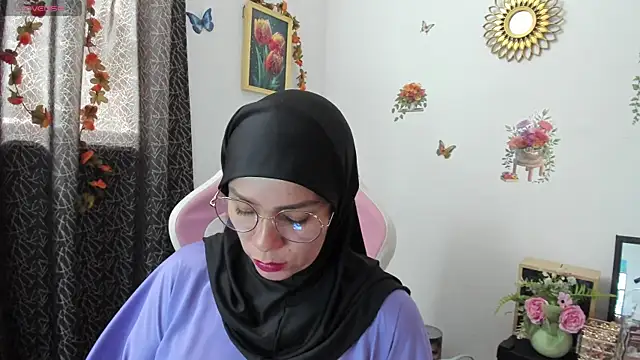 dalila kemur online show from May 25, 2026, 2:49 pm
