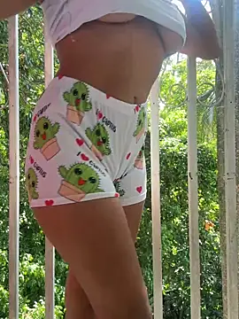 Yuli arabic online show from March 15, 2026, 2:13 pm