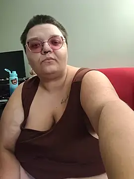 taydeebear online show from October 16, 2025, 5:43 pm