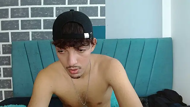 Jake laraxxx online show from September 18, 2025, 6:11 pm