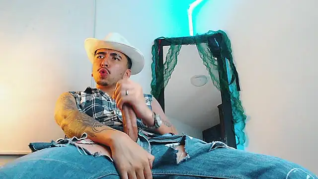 liamty luxor online show from December 16, 2025, 4:39 am