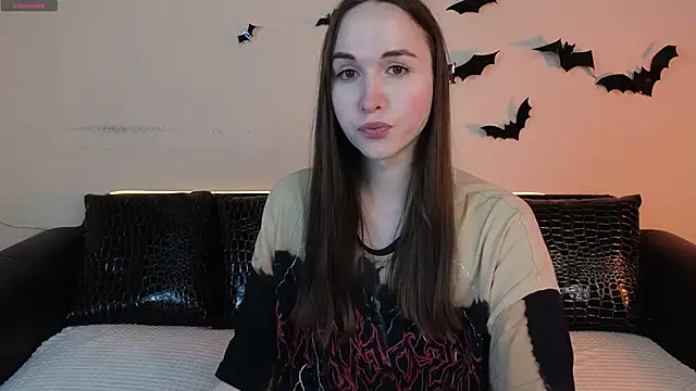 Angeel Kate online show from November 21, 2025, 4:44 am