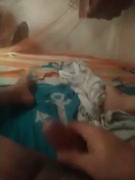 quieresleche1 online show from November 18, 2025, 2:31 pm