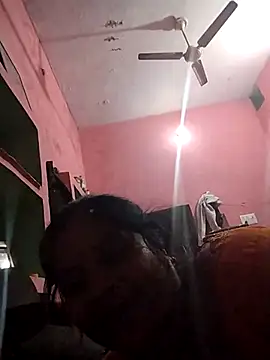 Snapshot of Hot_babli54 chatting on November 7, 2025, 4:22 pm Hot babli54 online show from November 7, 2025, 4:22 pm