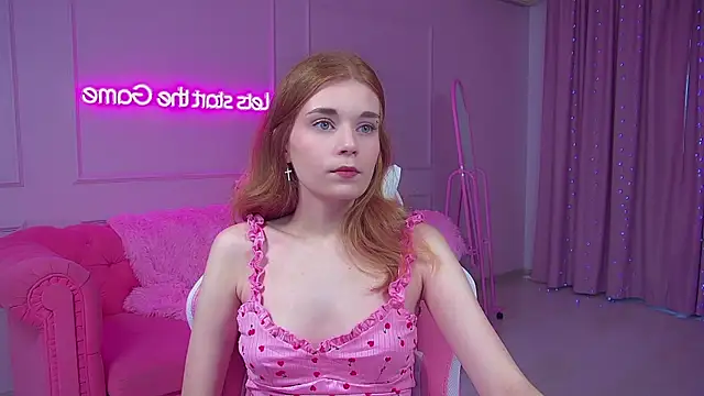 MelissaBauch online show from October 9, 2025, 12:49 pm