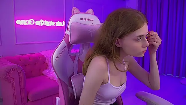 Snapshot of MelissaBauch chatting on February 16, 2026, 12:15 pm MelissaBauch online show from February 16, 2026, 12:15 pm