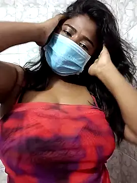 HAANNIAA online show from November 2, 2025, 3:39 pm