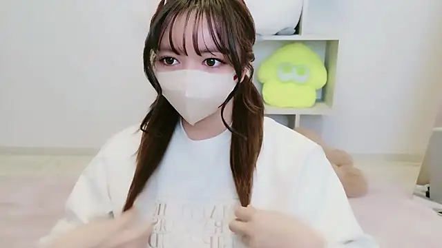 Snapshot of JP_Momo_o0 chatting on December 5, 2025, 5:55 pm JP Momo o0 online show from December 5, 2025, 5:55 pm