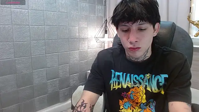 Iantwink18 online show from November 20, 2025, 3:18 am