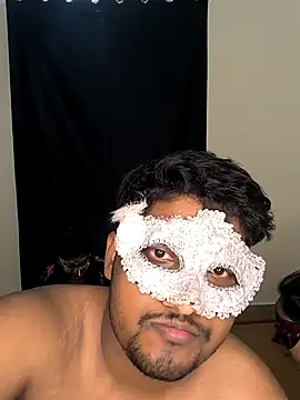 Snapshot of Family02 chatting on October 18, 2025, 4:42 pm Family02 online show from October 18, 2025, 4:42 pm